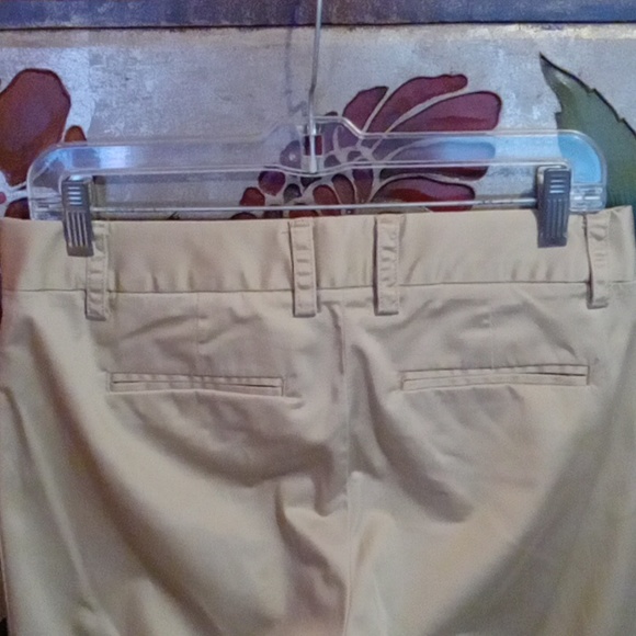 J. Crew 4 Short City Fit Tan Slacks - Picture 4 of 4